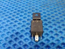 Реле Audi A4B5 седан 1997 ADP