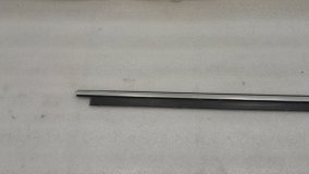 Молдинг стекла двери правый передний Audi A5 8T 2010 CDHB