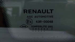 Стекло кузовное глухое левое заднее Renault Arkana JC 2021 H4M