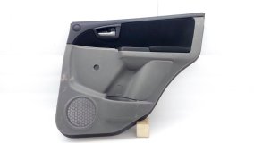 Обшивка двери правая задняя Suzuki SX4 2010 M16A