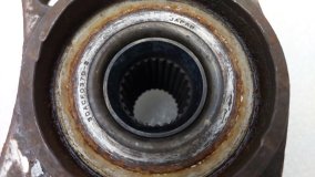 Ступица левая задняя Toyota Highlander XU40 2011 2GRFE