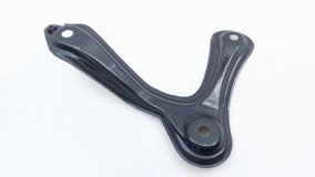 Кронштейн подрамника левый передний Toyota RAV4 44 2018 3ZRFE Кронштейн подрамника левый передний Toyota RAV4 44 2018 3ZRFE