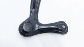 Кронштейн подрамника левый передний Toyota RAV4 44 2018 3ZRFE Кронштейн подрамника левый передний Toyota RAV4 44 2018 3ZRFE