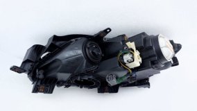 Фара правая передняя Mazda CX-7 ER 2007 L3VDT