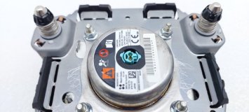 Подушка безопасности в руль Toyota RAV4 XA50 2021 M20AFKS Подушка безопасности в руль Toyota RAV4 XA50 2021 M20AFKS