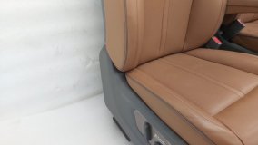 Сиденья Hyundai Staria US4 2021 D4HB