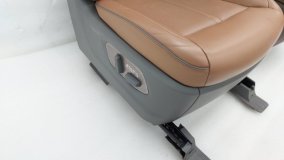 Сиденья Hyundai Staria US4 2021 D4HB