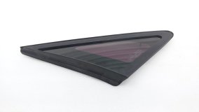 Стекло кузовное глухое правое переднее Kia Carnival YP 2019 D4HB