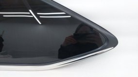 Стекло кузовное глухое левое Toyota Highlander GSU75 2021 2GRFKS