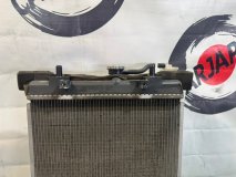 Радиатор охлаждения двигателя Daihatsu Boon M710S 2016 1KR-FE