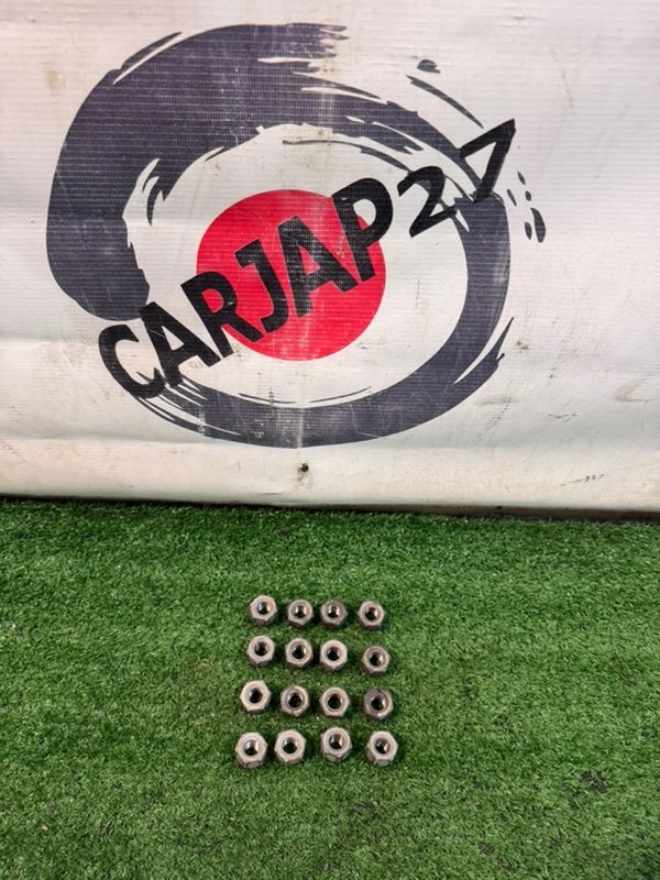 Гайки колесные Toyota Tank M910A 1KR-FE 2018 (б/у)