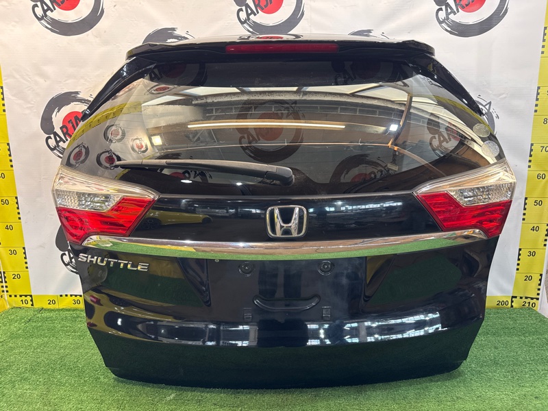 Дверь багажника Honda Shuttle GK8 L15B 2015 (б/у)