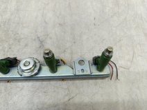 Топливная рампа в сборе Toyota Avensis t25 2007 1ZZFE