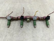 Топливная рампа в сборе Toyota Avensis t25 2003 1ZZFE