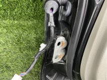 Петли двери правые задние Toyota Passo KGC30 2012 1KRFE