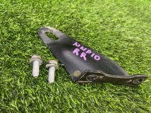 Крюк буксировочный правый задний Toyota PORTE NNP10 2007 2NZFE