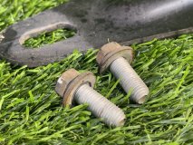 Крюк буксировочный левый задний Toyota PORTE NNP10 2007 2NZFE