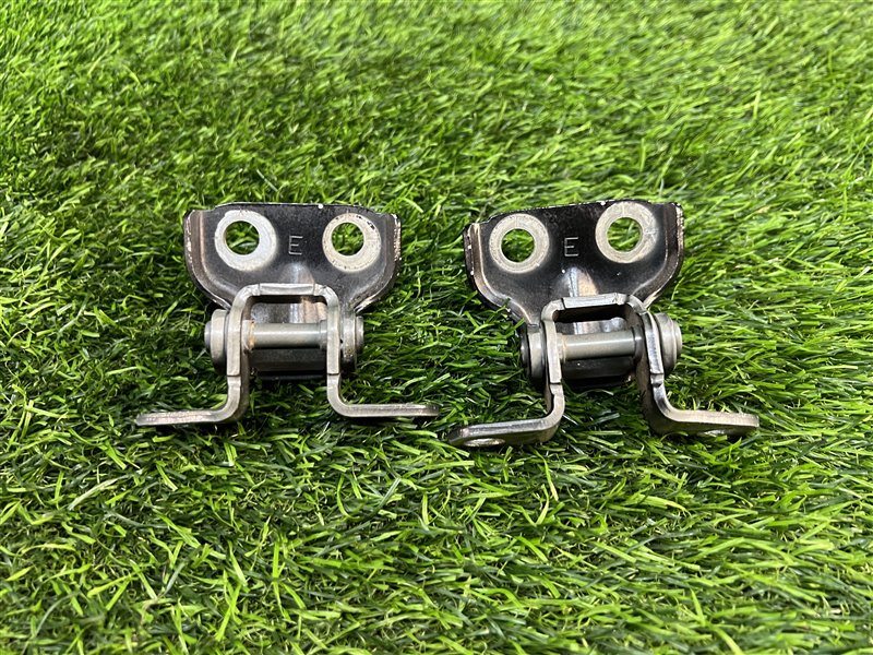 Петли двери Toyota Passo KGC30 1KRFE 2012 задн. прав. (б/у)