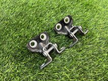 Петли двери правые задние Toyota Passo KGC30 2012 1KRFE