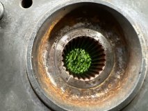 Ступица 71 т. км левая передняя Toyota Alphard ANH15 2007 2AZFE