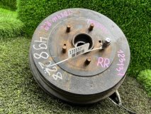 Ступица 86 т. км правая задняя Suzuki Escudo TD54W 2009 J20A