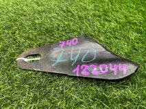 Петля буксировочная правая задняя Toyota Kluger MCU20 2002 1MZFE