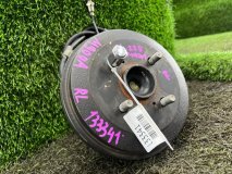 Ступица 88 т. км левая задняя Toyota Tank M900A 2016 1KR-VET