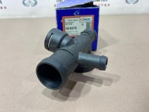 Фланец системы охлаждения Audi 100 4A2 1991