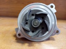 Насос водяной (помпа) Audi 100 1982 - 1995