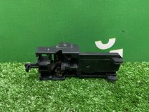 Ручка двери внутренняя правая Daihatsu Sirion M300 K3-VE