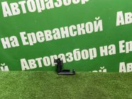 Дефлектор радиатора правый Renault Logan 2017 K7MA812