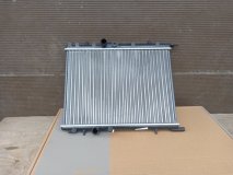 Радиатор охлаждения двигателя Peugeot Partner M59 1.4-1.6
