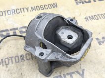 Подушка двигателя левая AUDI A4 2014 CDNB