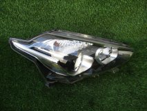 Фара правая TOYOTA SIENTA NCP170 Фара правая TOYOTA SIENTA NCP170