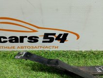 Крепление топливного бака Suzuki Escudo TD94W 2005.11 [пробег 106555км] H27A