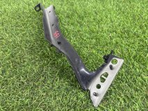 Кронштейн крыла левый передний Audi S4 B8 2012 CGWC