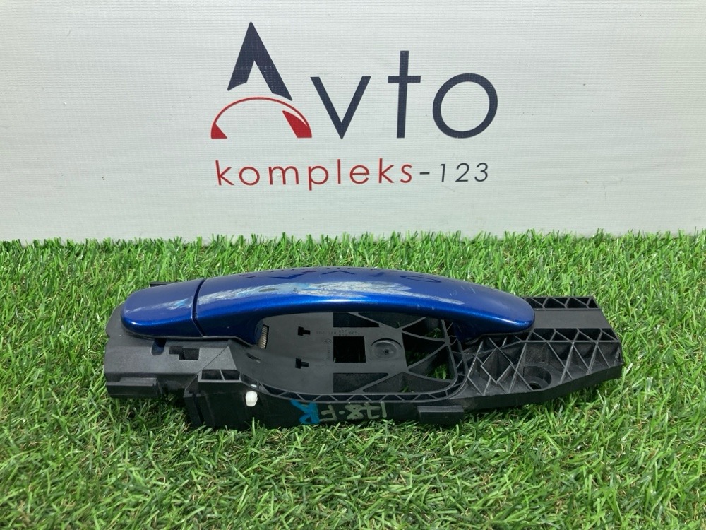 Ручка двери Volkswagen Tiguan 5N CAWB 2009 перед. прав. (б/у)