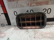 Клапан вентиляции правый задний Audi 100 4A2 1992 AAR