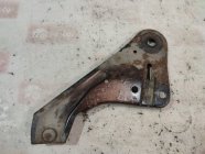 Кронштейн правый передний Ford Focus CB8 2012 IQDB