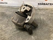 Подушка двигателя Audi A8 D4 2011