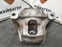 Подушка двигателя Audi Q5 8R 2013