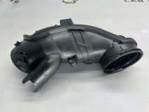 Патрубок воздушного фильтра BMW X5 E70 рестайлинг 2011 N57 N57d30a 30d