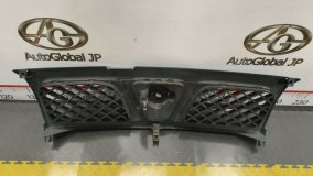 Решетка радиатора NISSAN MISTRAL R20 1997 TD27TI