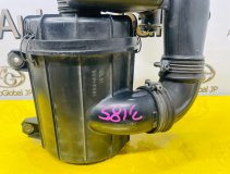 Корпус воздушного фильтра MAZDA PROCEED MARVIE UVL6R 1997 WLT