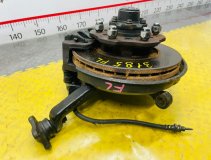 Ступица левая передняя MAZDA PROCEED MARVIE UVL6R 1997 WLT