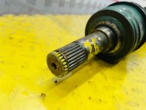 Привод правый передний MAZDA PROCEED MARVIE UVL6R 1997 WLT