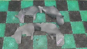 Пыльник крыла TOYOTA GRANVIA VCH10 2000 5VZ