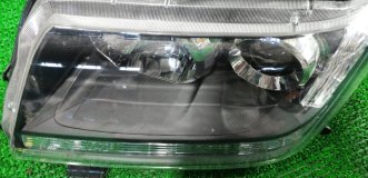 Фара левая передняя SUZUKI ESCUDO TDA4W 2014 J24B
