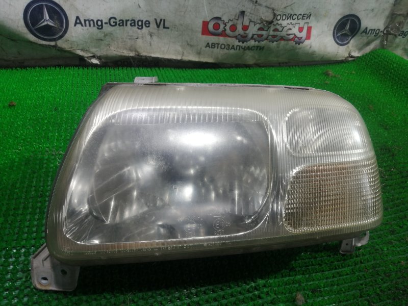 Фара SUZUKI ESCUDO TA52 J20A 2001 перед. лев. (б/у)