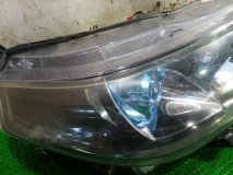 Фара правая передняя SUZUKI ESCUDO YE21S 2015 M16A